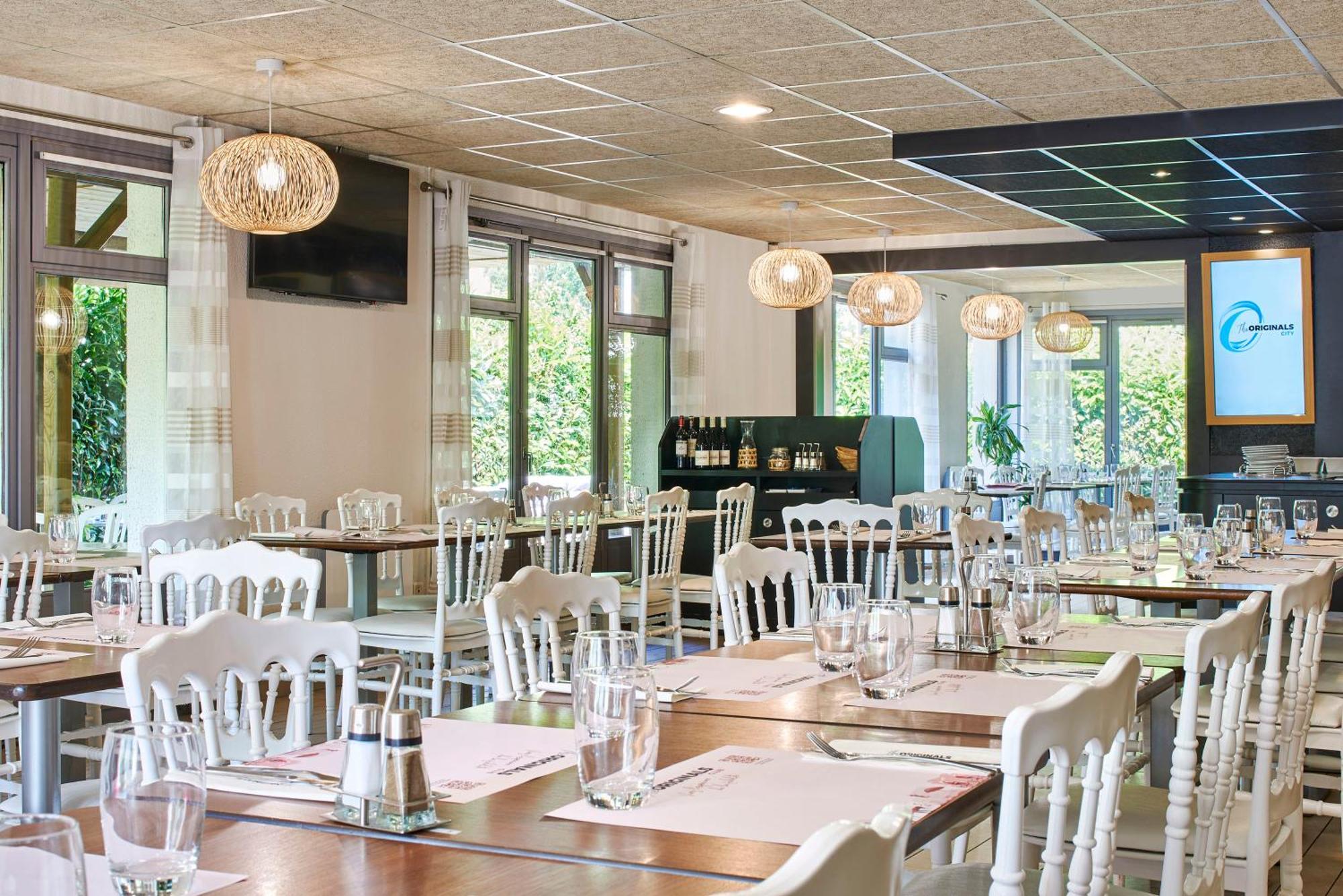 The Originals City Hotel La Verriere-Yvelines Eksteriør bilde