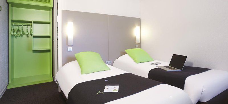 The Originals City Hotel La Verriere-Yvelines Eksteriør bilde